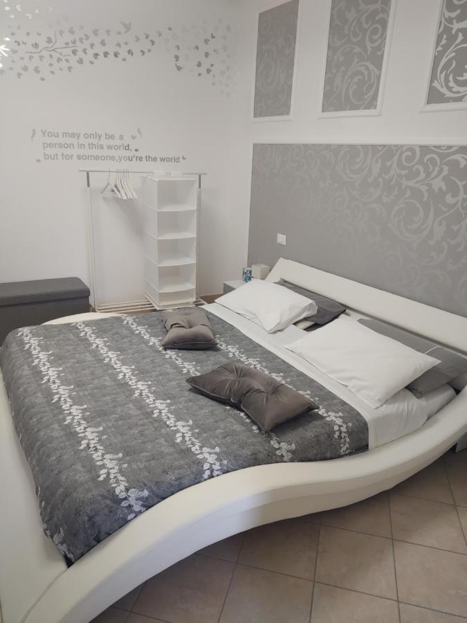 B&B Regina Margherita L'Aquila Eksteriør billede